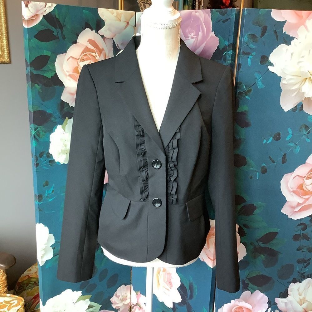 The Limited Collection Black Blazer‎